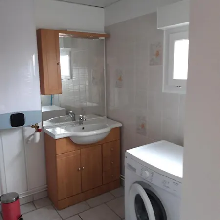 La Chambre A Four * Frampas